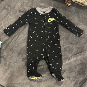 Nike Black and Gray Baby Footie